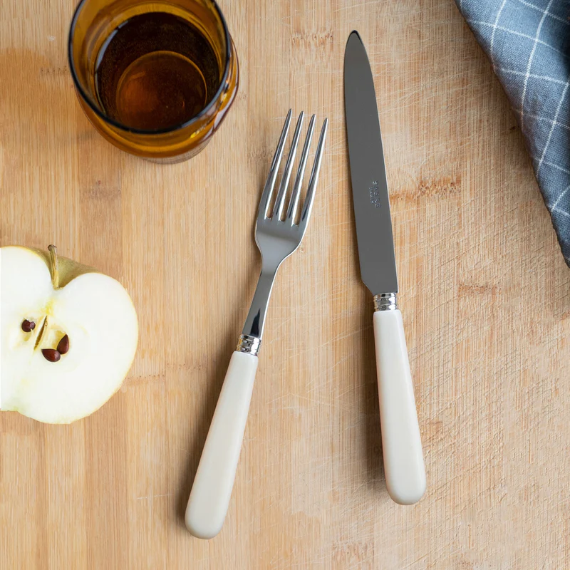 5 Piece Place Setting includes: Dinner Fork; Dinner Knife; Teaspoon; Soup Spoon; Dessert Fork