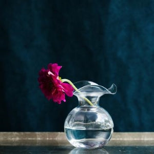 Vietri Hibiscus Fluted Clear Small Vase